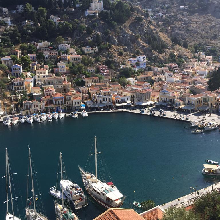 Thea Aparthotel Symi Bagian luar foto