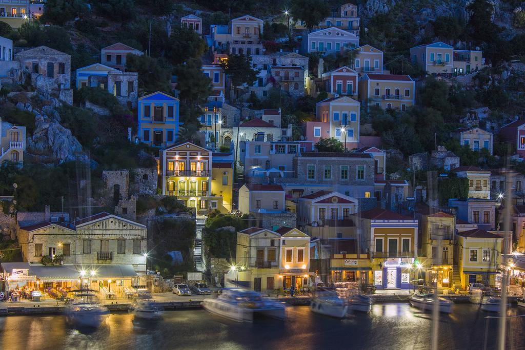 Thea Aparthotel Symi Bagian luar foto
