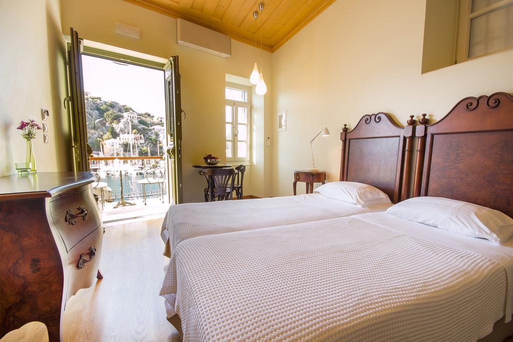 Thea Aparthotel Symi Bagian luar foto